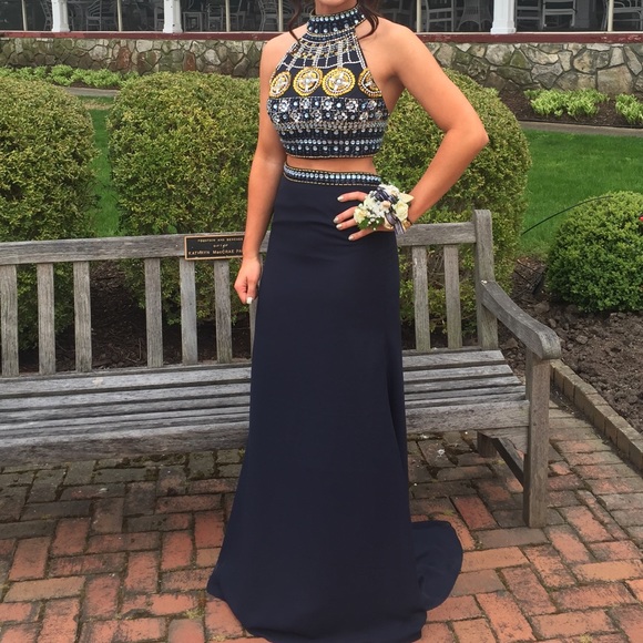 Prom Dress - Picture 1 of 2